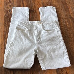 Levi’s mid rise skinny size 28 white